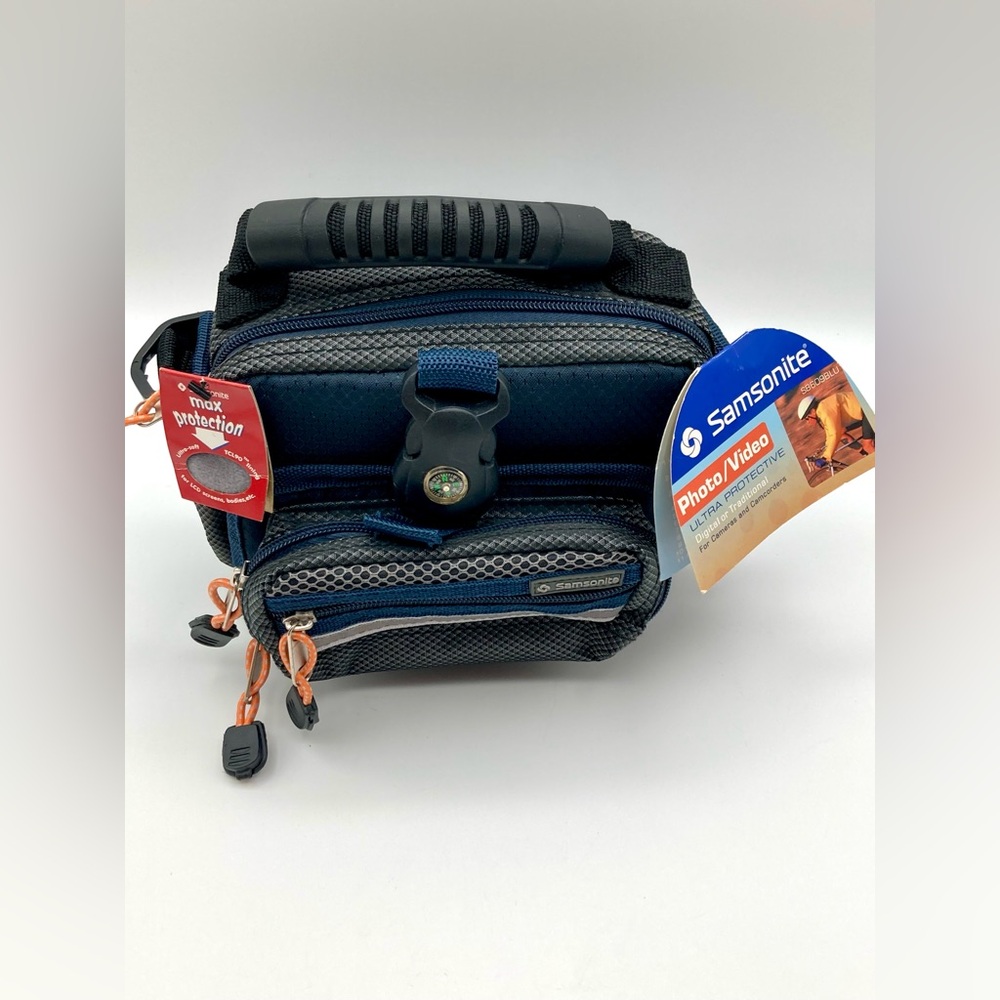 NEW Samsonite Photo Video Ultra Protective Digital Camera Bag with Compass